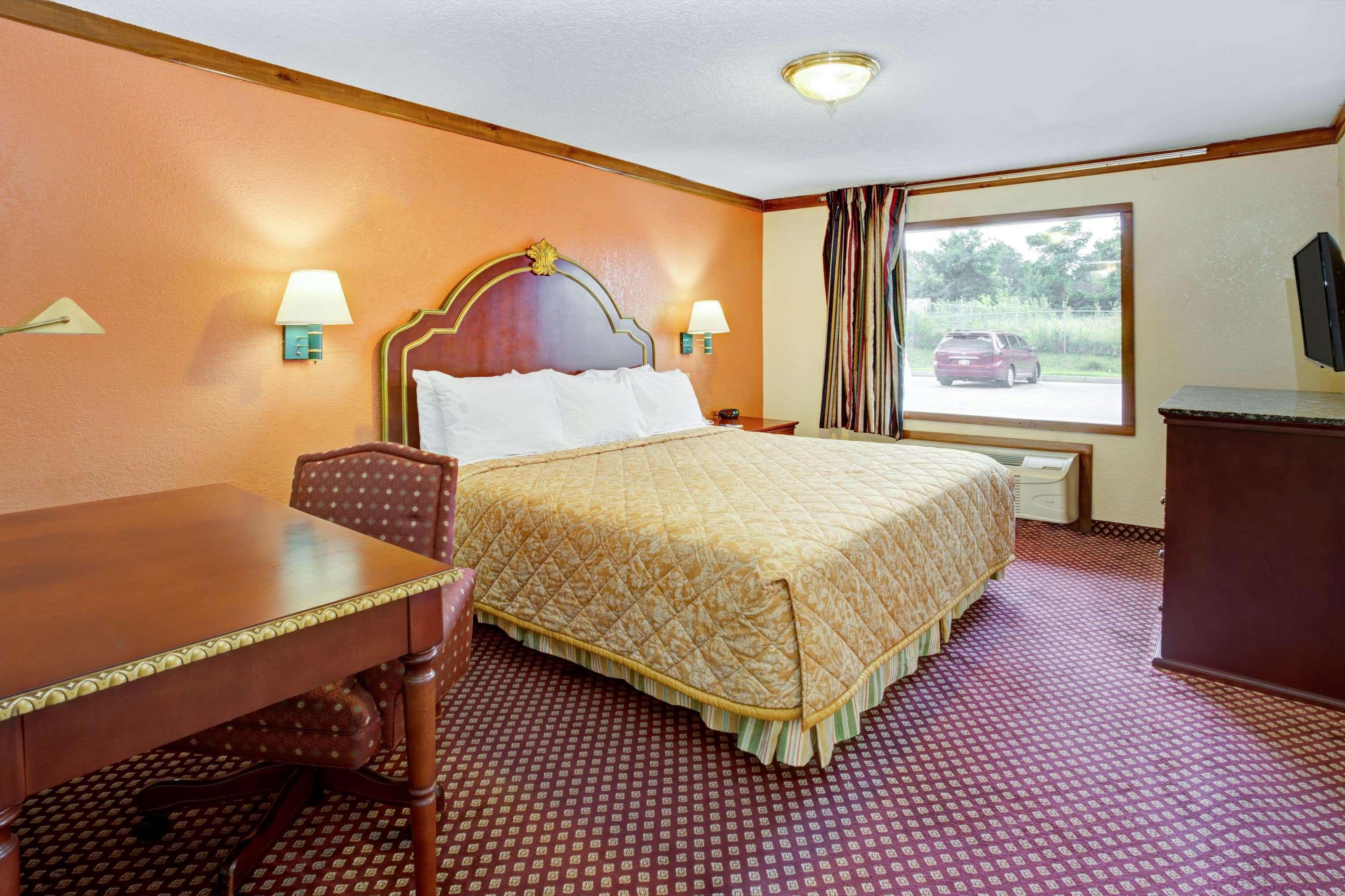 Travelodge By Wyndham Sellersburg Exterior foto